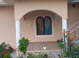 Viesnīca Homestay Near Tehri Lake Chamba uttrakhand pilsētā Chamba