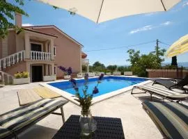 Apartment Krebelj by El-Pi Tours