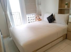 Apartment Tokyo Riverside PIK 2 Tower Ishikawa By Hobee، فندق في Muara