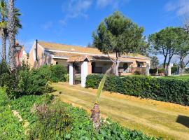Hacienda La Celada- SEVILLA, hotel i La Celada