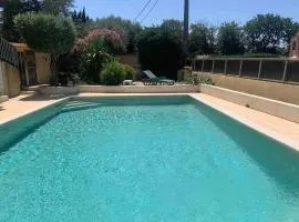 Appartement cosy avec terrasse piscine & parking - Six-Four