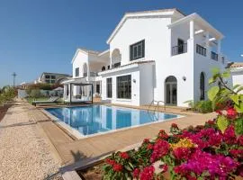 Maison Privee - Villa on Beach with Private Pool The Palm Jumeirah