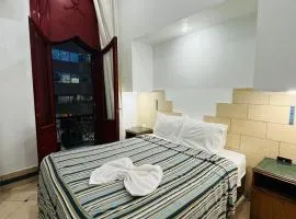 Cairo Crown Talaat Harb