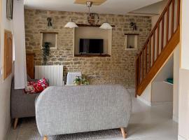 Lodging UTAH Comfort and Discovery in Normandy, Hotel in Formigny