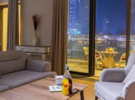 7 Star Apartments