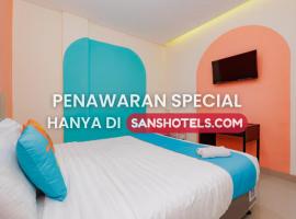 Sans Hotel Harapan Indah, ξενοδοχείο σε Pulokendal