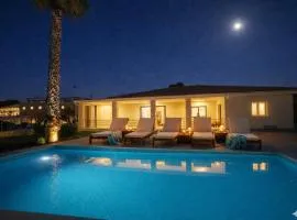 Mira Premium House - Serenity Escape in Kalamaki by Villa Mana Gers