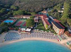 Hotel Desiree, готель у місті Проккьо