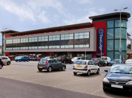 Travelodge Llanelli Central, khách sạn ở Brondini