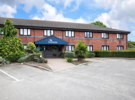Travelodge Ipswich Capel St Mary, хотел в Capel Saint Mary