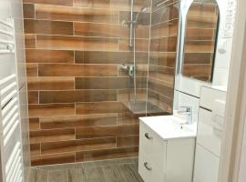 Gospoda PRL Jedlina zdrój，耶德利納茲德魯伊的飯店