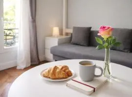 Bright Guest Suite by Place de la Bastille Marais
