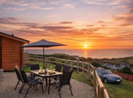 CROYDE RANCH CHALET 2 Bedrooms, hotel i Croyde