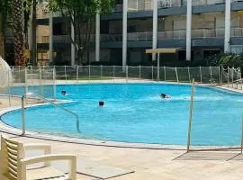 Royal Park A&7 Deluxe, swim pool - by G&P suites
