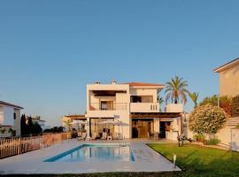 Villa Hera, hotel in Ayios Theodhoros