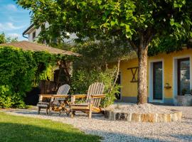 Med oljkami Apartment，科佩爾的飯店