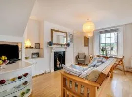 Sundance Cottage Central Fowey with Sea Views