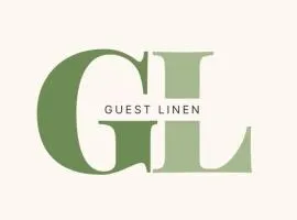 Rose Cottage- 2 Bedrooms with Parking!