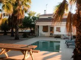 Wishome - Casa con piscina en una preciosa finca privada - PROMO degustación de hamburguesas ECO de nuestra propia ganadería para reservas de 2 o más noches disfrutadas en mayo