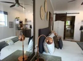 The Oak Treehouse BnB Queenstown