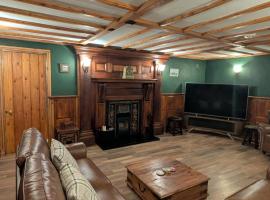 Bradford Canal Pump House, Shipley near Saltaire, Hotel in Shipley