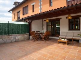 Casa cerca Playa de La Franca – Entre Mar y Picos, Hotel in Colombres