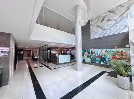 Hotel Avalon Maringá Econômico，馬林加的飯店