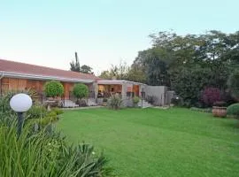 Oaklands inn and Conference Centre