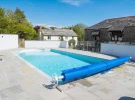 4 Bed in Marhamchurch oc-p34749