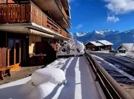 Charming Vintage Flat near Spa Slopes