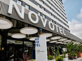 Novotel Valencia Lavant, hotel con pileta en Valencia