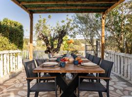 Monserrat में, होटल Casa Rosa Longterm Living and Workspace