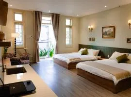 Indo Home Hue Near Perfume River