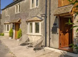 Beautiful Cottage in Idyllic Cotswolds Village
