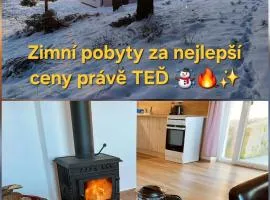 Klidná lokalita Na kraji lesa, celý dům s úschovnu kol