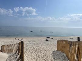 Camping les vergers de Squividan ***, hotel a Tréffiagat