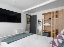 Modern Cottage in Central Exeter