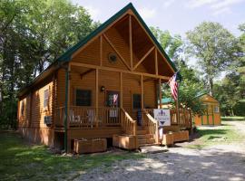Charlie Long Cabin - Active Heroes – hotel w mieście Shepherdsville