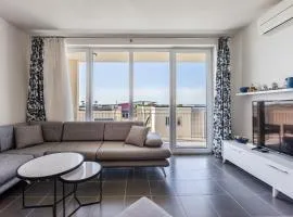 Family Apartment with Resort Access Talea Coast by PikHost