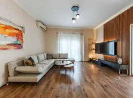 The Old-Clock Apartment by PikHost