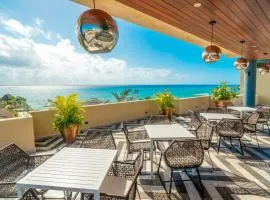 2 Bedroom Condo Rooftop with Ocean view - Joya 410