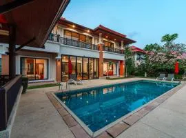 Lake Villa for 8 Guests near BangTao beach & Laguna Golf course