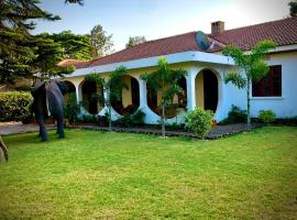 Kibebe ataraxia house, hotel v mestu Arusha