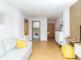 Bonito piso con piscina y garaje – hotel w mieście Ramales de la Victoria