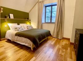 La Villa de Paul - Les Chambres, отель в городе Yenne