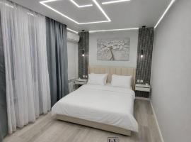 Lux апартаменты в центре Караганды, Бухар-Жырау 63, acomoda&ccedil;&atilde;o em Karaganda