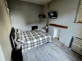 Cog Lane House