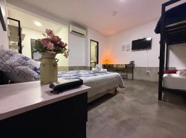 Nómada22 -Hotel moderno en el centro de Neiva، فندق في نيفا