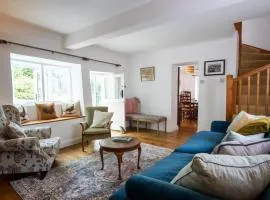 Beautiful Cotswolds Cottage & Garden