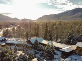 Adirondack Spruce Lodge, hotel in Wilmington